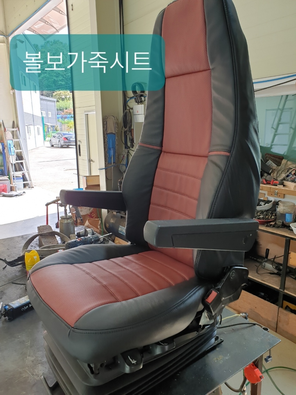 235149625_uphzkXDm_291bb2890c159e7a322024882e9d15e47d179785.jpg 이미지크게보기